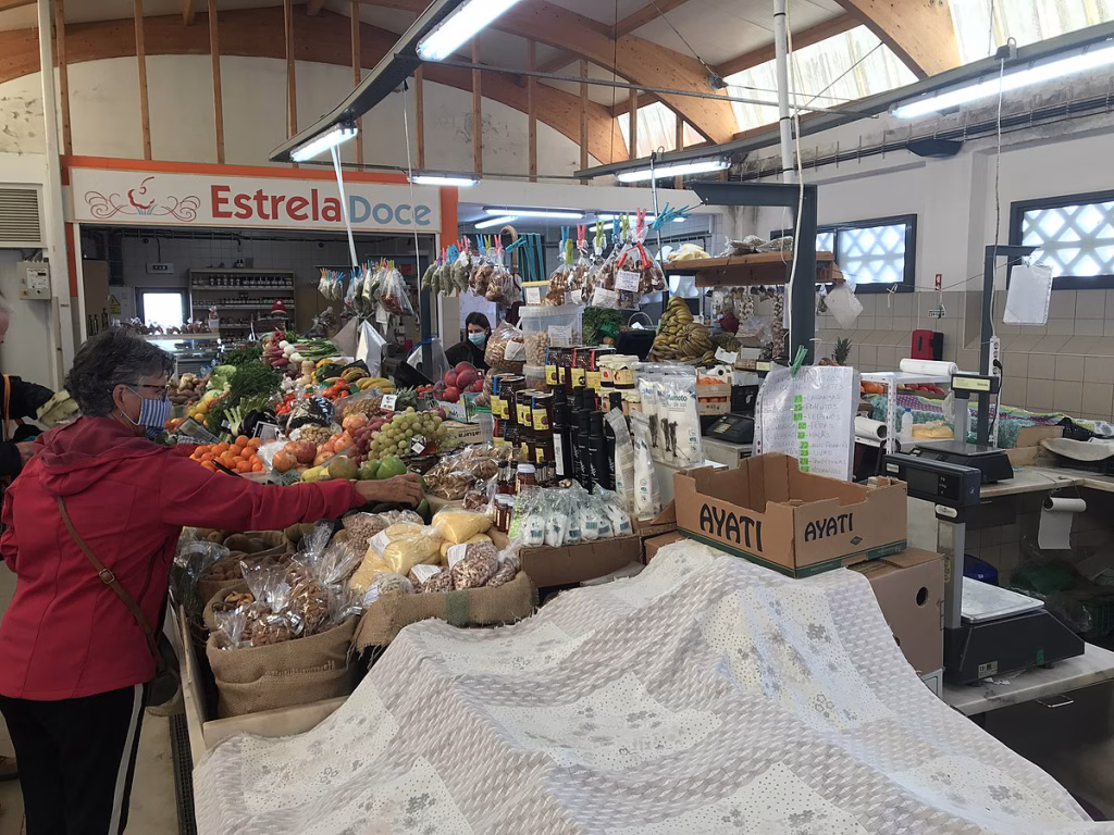 Fuseta Mercado | imagen Waltie, CC BY-SA 4.0, vía Wikimedia Commons