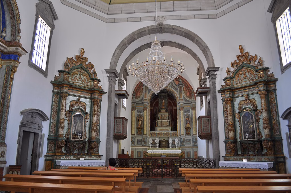 Igreja de São José do Hospital | image Lídia Maria Faria, CC BY-SA 4.0 via Wikimedia Commons